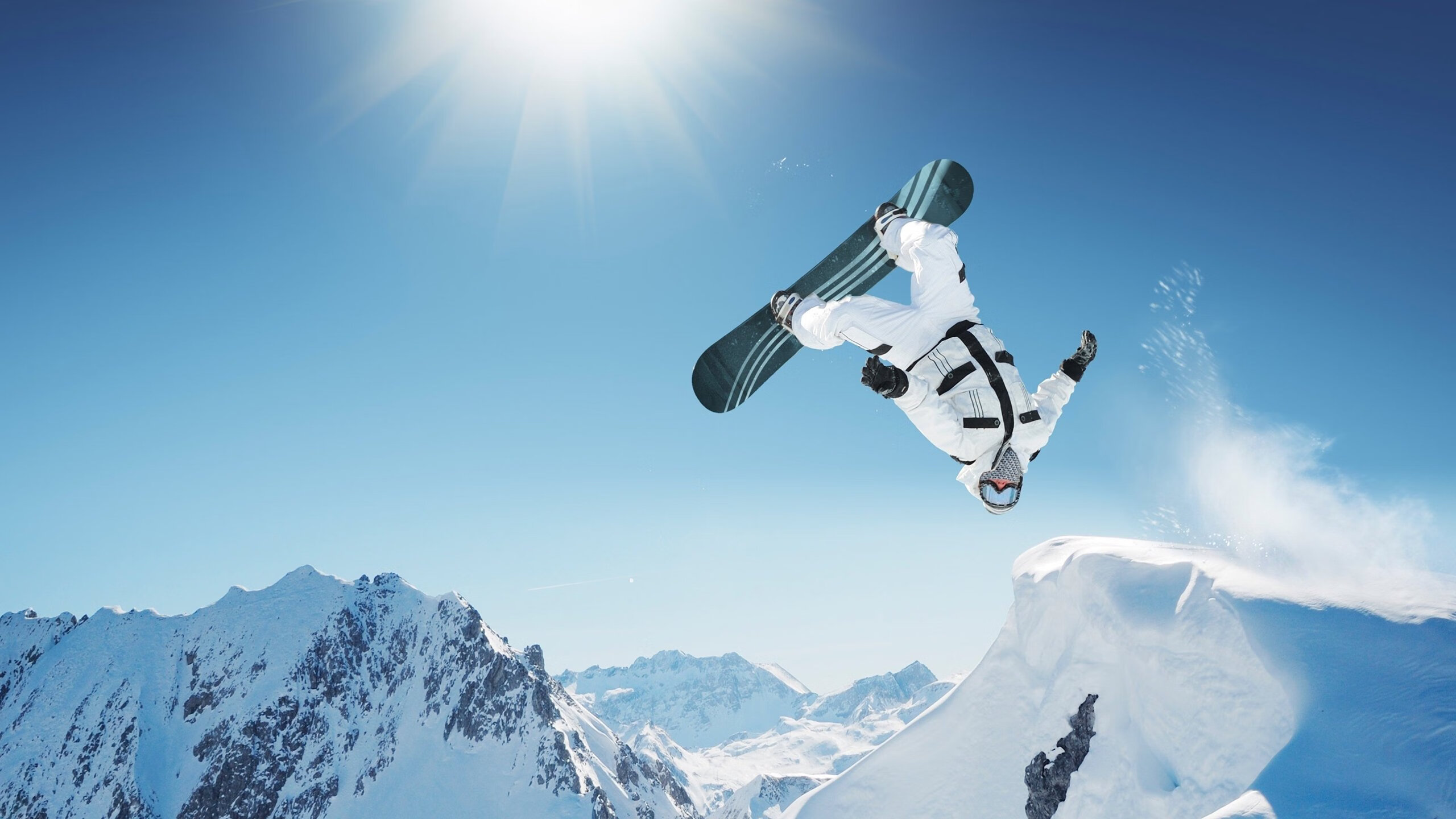 纳达尔逆转晋级法网四强 鏖战五盘展现王者韧性